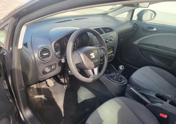 Seat Leon cena 18990 przebieg: 206500, rok produkcji 2011 z Gdańsk małe 137
